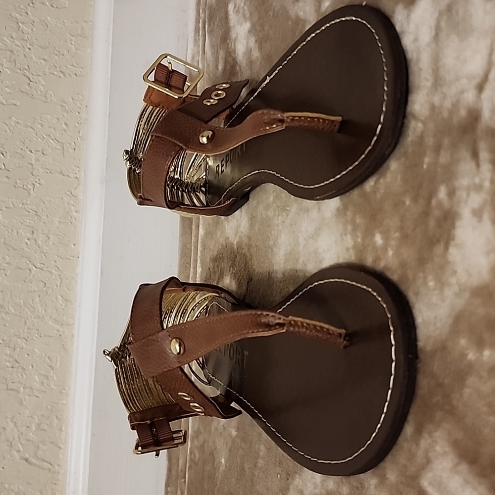 Sandals - Picture 2 of 6